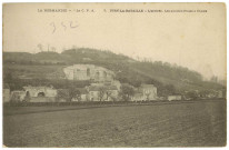 Ivry-la-Bataille. Usine de Gallalite et Route de Garennes.