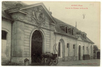 Alizay. Ecuries du Château de Rouville.