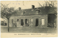 Moisville. Mairie et Ecoles.