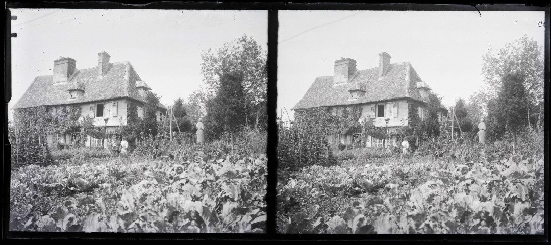 Jardin potager d'une maison normande.