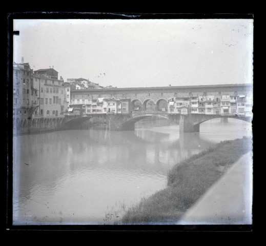 Ponte Vecchio de Florence (Italie).