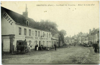 Breteuil-sur-Iton. La Route de Conches - Hôtel du Lion d'or.
