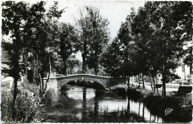 Evreux-Ville. Rives de L'Iton.