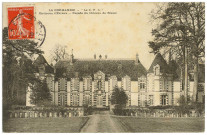 Marcilly-sur-Eure. Environs d'Evreux - Façade du Château de Breuil.