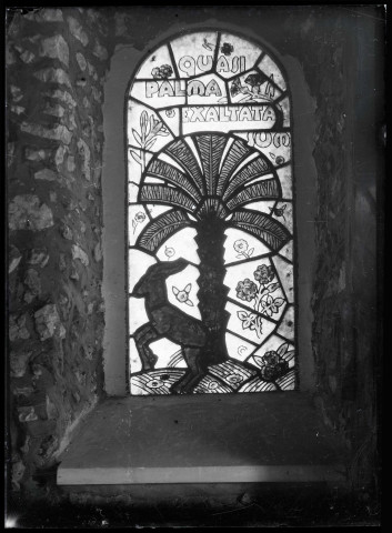 Vitraux de l'église de Ménesqueville (Eure).