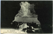 Evreux-Ville. La Grotte du Jardin Botanique.