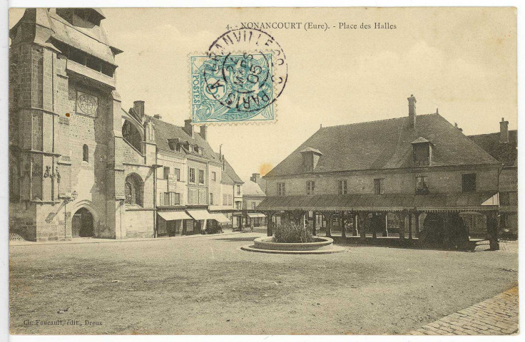 Nonancourt. Place des Halles.