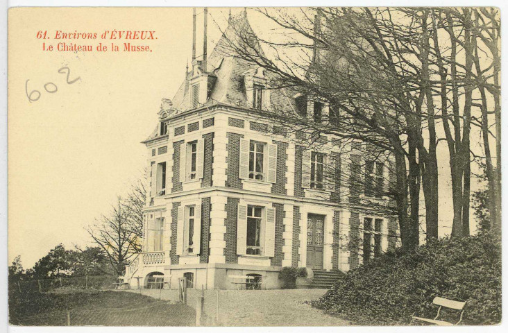 Saint-Sébastien-de-Morsent. Château de la Musse.