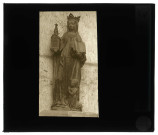 Collégiale Notre-Dame des Andelys (Eure), statue de Sainte-Clothilde.