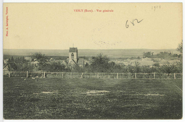 Vesly. Vue générale.