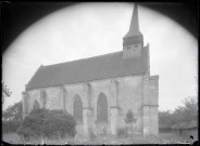 Vue d'ensemble de l'église de La Pyle (Eure).