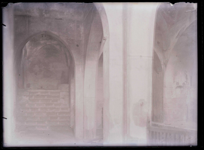 Intérieur du catholicossat de Kozan (Sis) (Turquie).