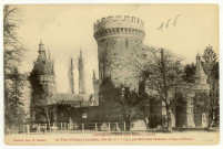 Condé-sur-Iton. Le vieux Château à tourelles, bâti de 1511 à 1532 par Ambroise Leveneur, Evêque d'Evreux.