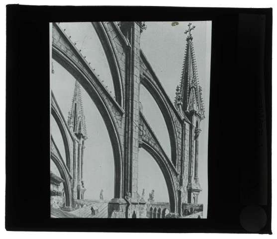 Cathédrale Notre-Dame de Reims (Marne), arcs-boutants, abside.