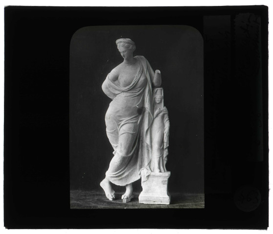 Le Petit Palais à Paris, "Vénus accoudée à une statuette de Némesis" (collection Duthuit).