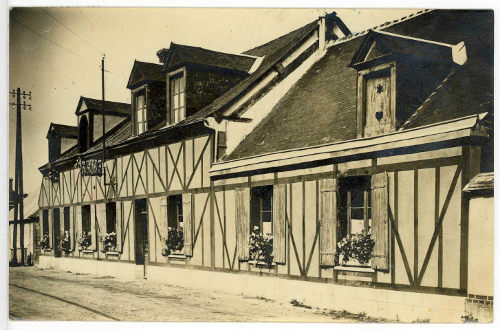 Plessis-Grohan (Le). Café restaurant Tabac A Porcheron.