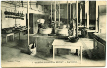 Bernay. Hôpital-Hospice de Bernay - Les Cuisines.