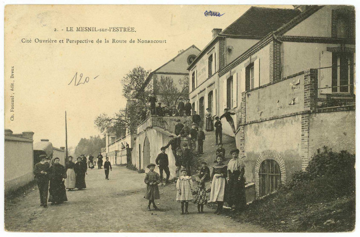Mesnil-sur-l'Estrée (Le). Cité Ouvrière et Perspective de la Route de Nonancourt.