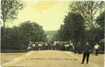 Andelys (Les). Ecole militaire - Tenue de repos.