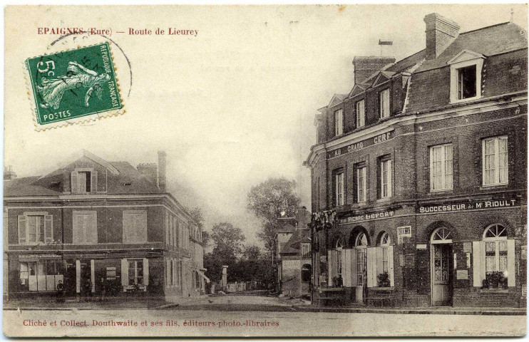 Epaignes. Route de Lieurey.
