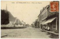 Fidelaire (Le). Place de l'Eglise.