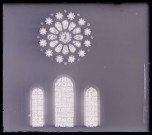 Rosace et trois vitraux au revers du portail occidental de la cathédrale de Chartres (Eure-et-Loir)