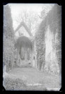 Ruines de l'abbaye de Fontaine-Guérard (Radepont, Eure).