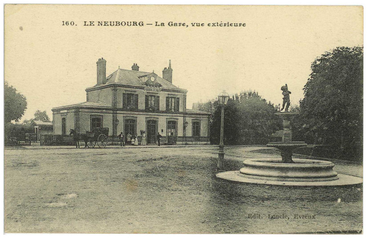 Neubourg (Le). La Gare, vue extérieure.