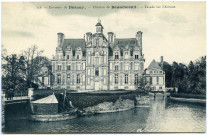 Beaumesnil. Environs de Bernay. - Château de Beaumesnil. - Façade sur l'Avenue.