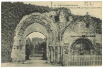 Ivry-la-Bataille. Portail de l'Ancienne Abbaye, fondée en 1701 par Roger, Comte d'Ivry.