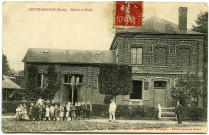 Neuve-Grange (La). Mairie et Ecole.