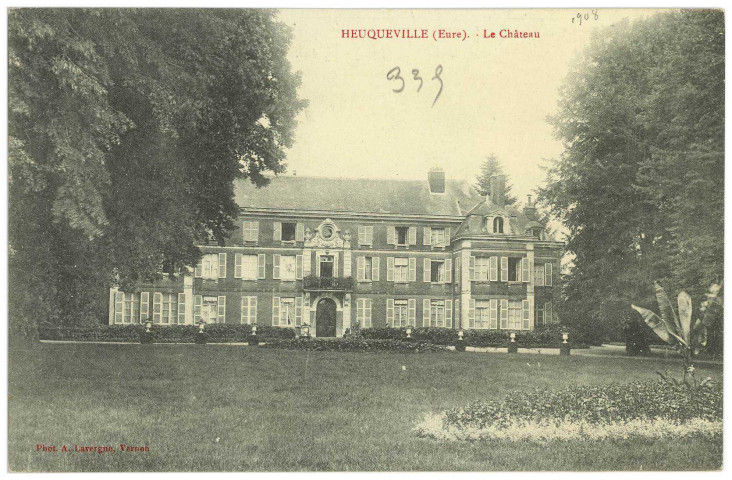 Heuqueville. Le Château.