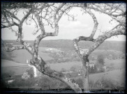Vue sur le calvaire de Rosay-sur-Lieure (Eure).