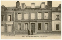 Bourg-Achard. Le Presbytère.