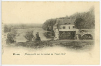 Vernon-Ville. Maisonnette sur les ruines du Vieux Pont.