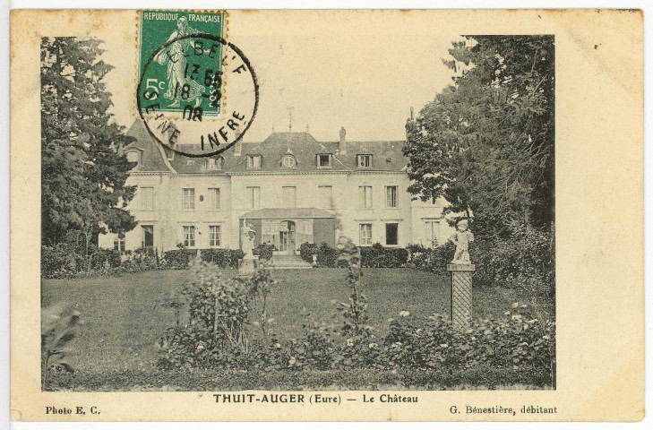 Thuit-Anger (Le). Le Château.