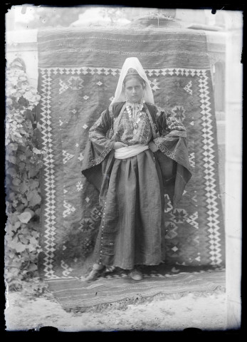 Costume féminin d'Ourfa (Turquie) (notice PA).