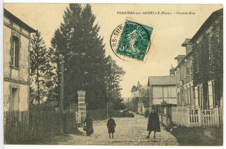 Perriers-sur-Andelle. Grande Rue.