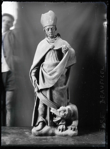 Statue de Saint-Romain de l'église de Beauficel-en-Lyons (Eure).