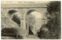 Evreux-Ville. Navarre : Pont de la République.