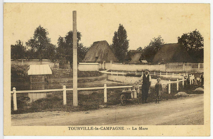 Tourville-la-Campagne. La Mare.