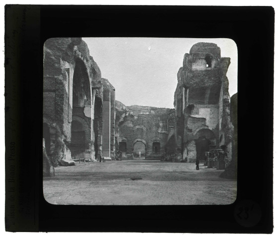 Thermes de Caracalla à Rome (Italie), tepidarium.