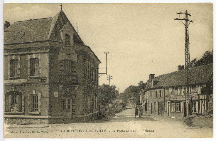 Fontaine-la-Soret. La Rivière Thibouville La Poste et rue de Brionne.