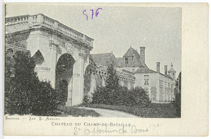 Sainte-Opportune-du-Bosc. Château du Champ de Bataille.