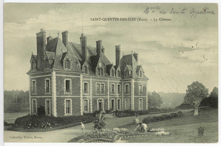 Saint-Quentin-des-Isles. Le Château.