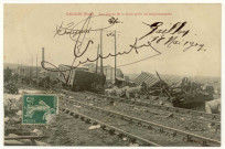Gaillon. Les abords de la Gare après un tamponnement.