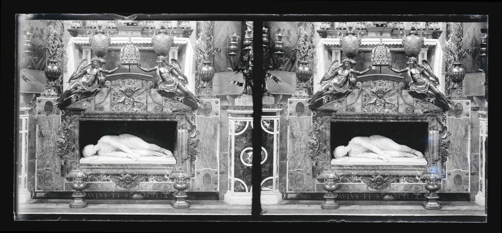 Tombeau de Sainte-Cécile dans l'église Sainte-Cécile du Trastevere de Rome (Italie).