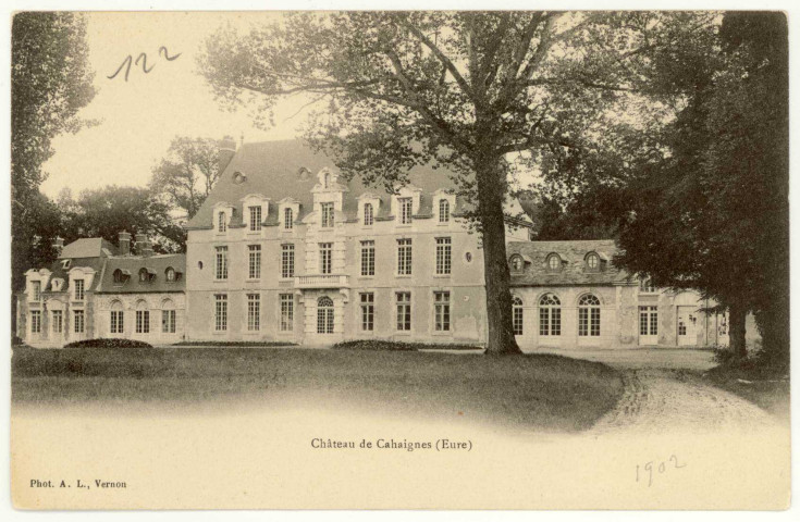 Cahaignes. Château de Cahaignes.
