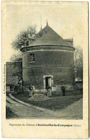 Amfreville-la-Campagne. Pigeonnier du Château d'Amfreville-la-Campagne (Eure).