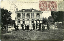 Daubeuf-près-Vatteville. Daubeuf-près-Watteville (Eure). - La Mairie et l'Ecole.